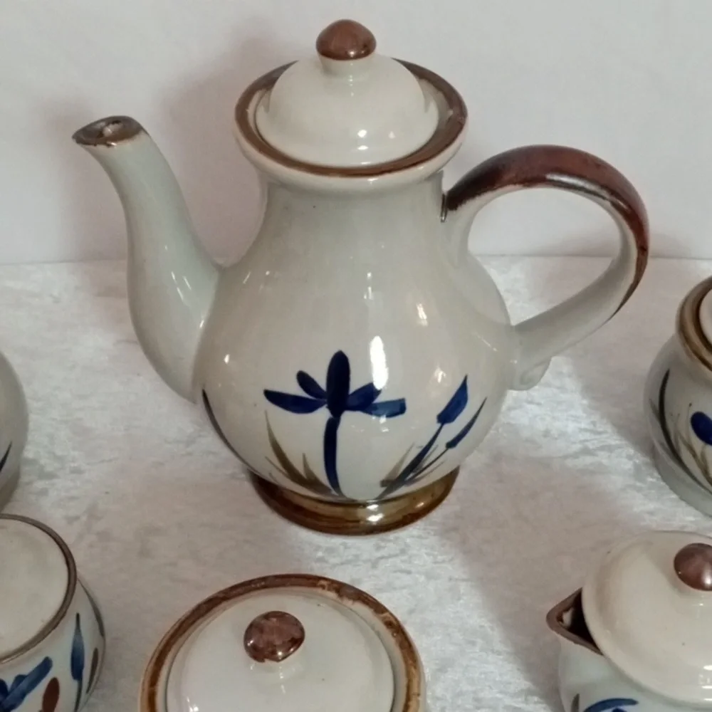 Vintage Japanese Blue Lotus Stoneware Coffee & Tea Set 12 Pc